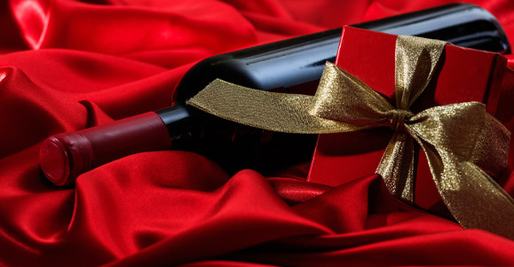 Top 10 Christmas Wine Gifts
